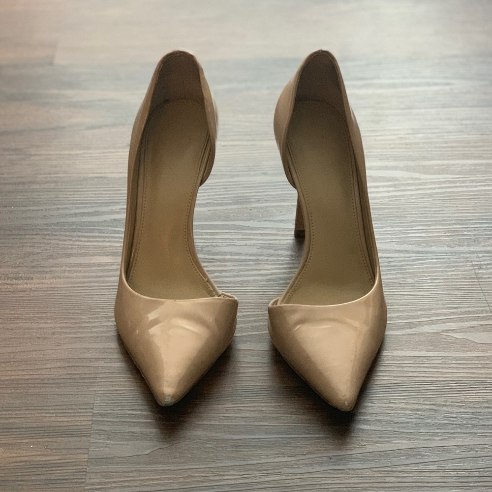 Michael Kors Tan Patent Pump- Size 7M